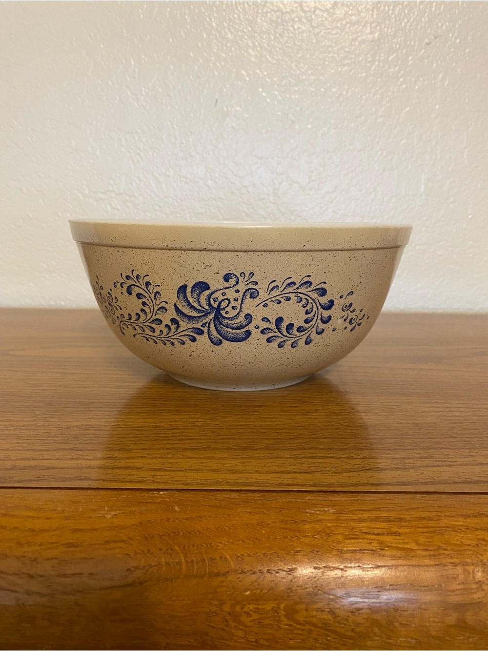 Pyrex Beige Bowl with Blue Scroll Motif